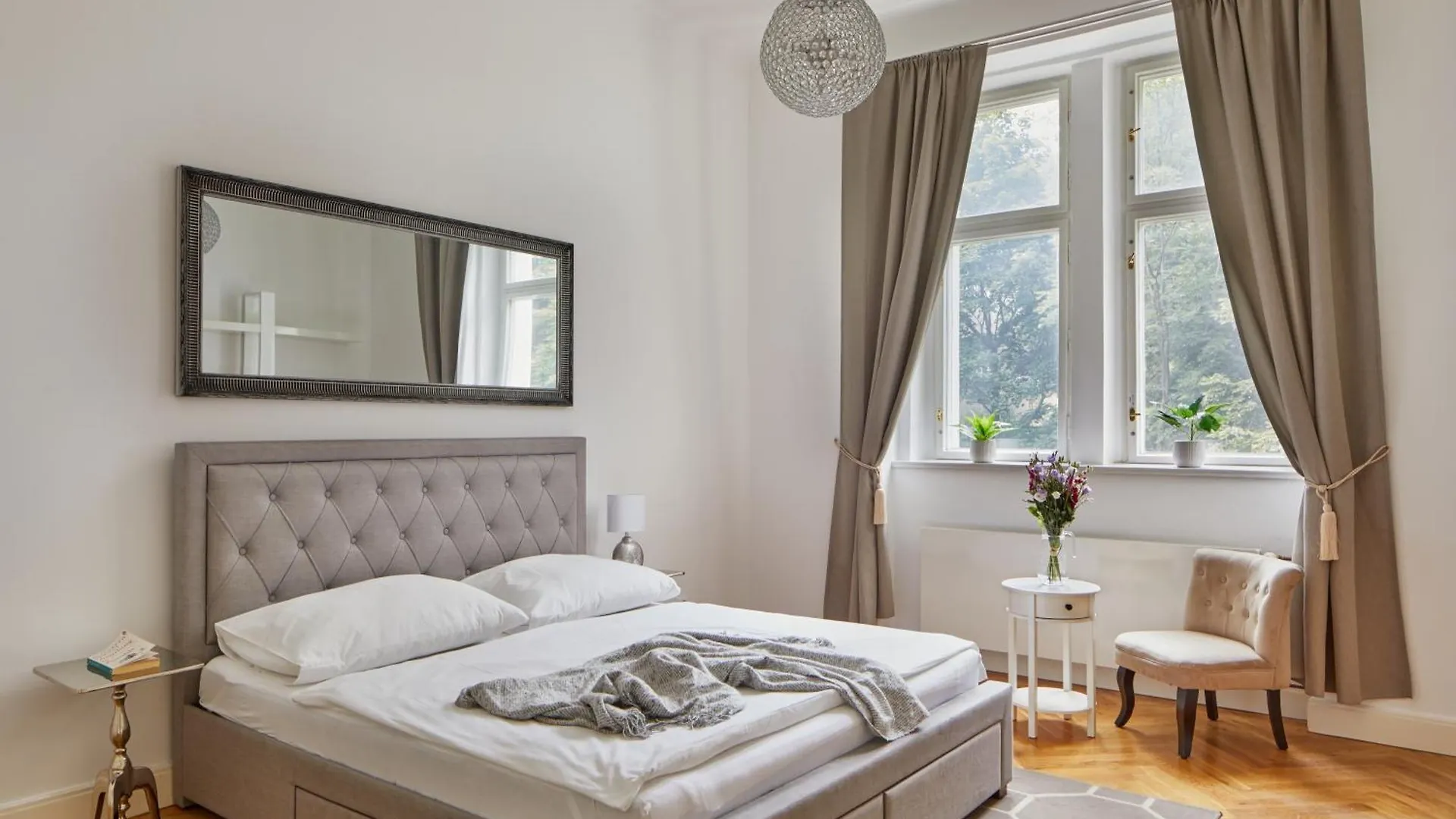 Prague Days Apartment